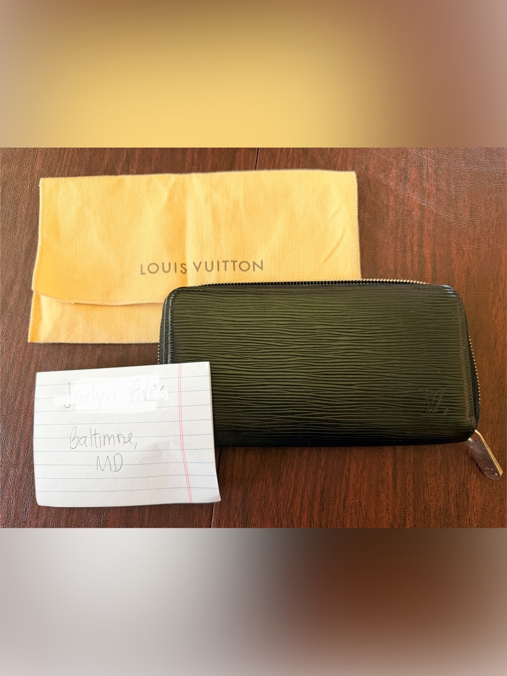 Louis Vuitton Zippy Black Textured Epi leather Wallet